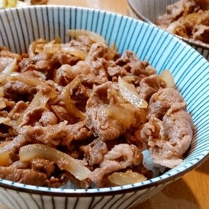 ★超簡単★醤油とみりんだけで美味しい牛丼！